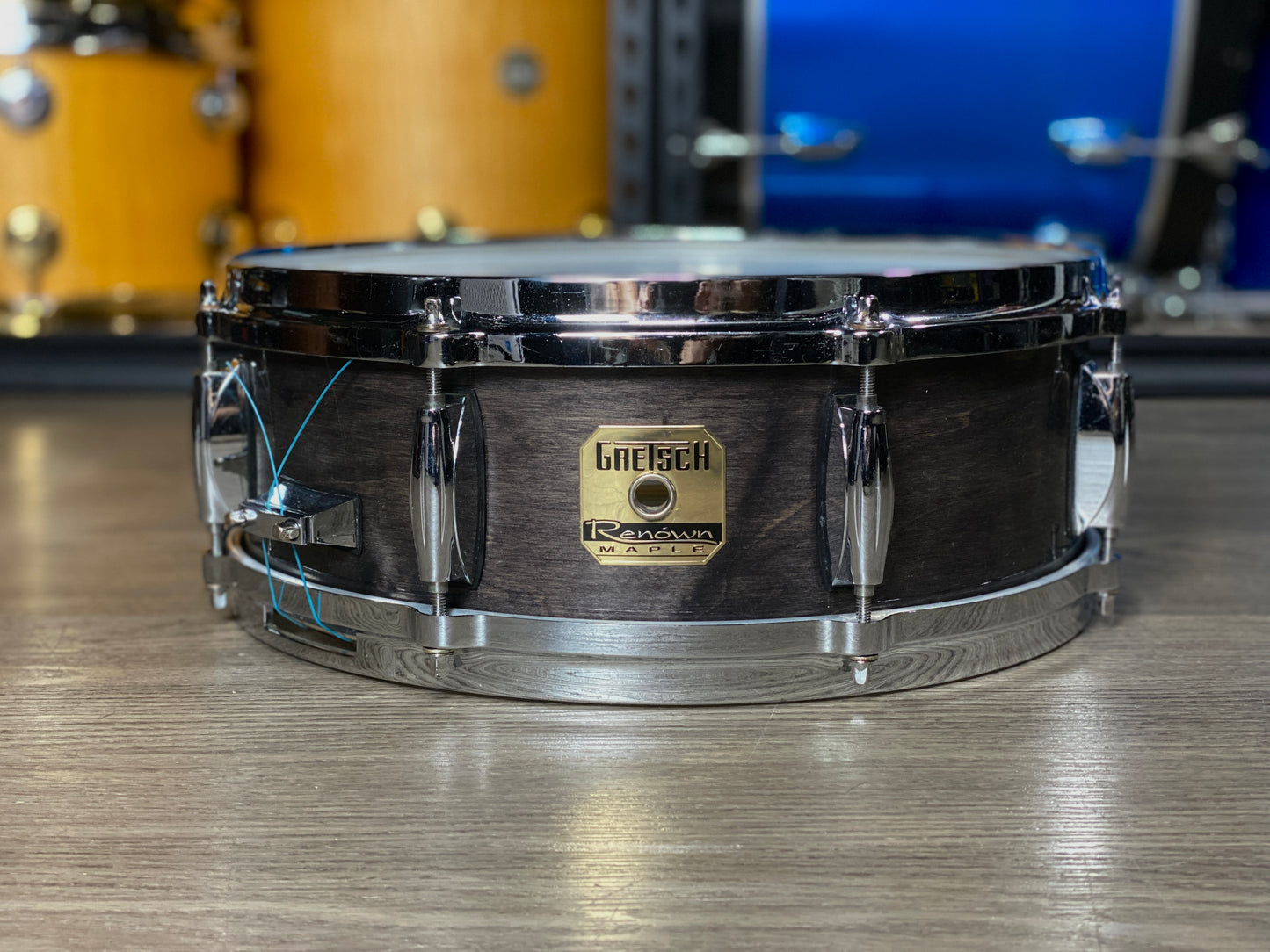 Gretsch Renown 5x14 Maple Snare Drum – Ebony Lacquer