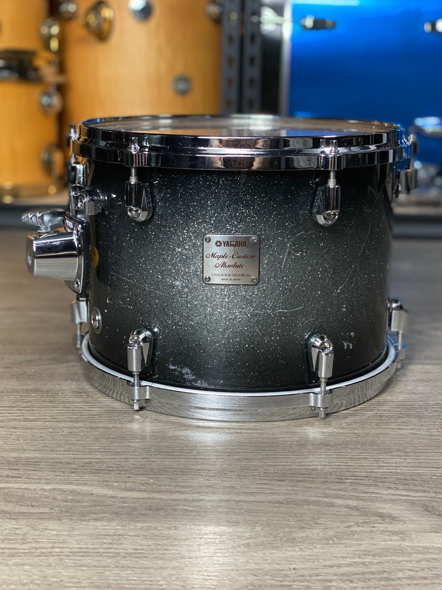 Yamaha Absolute Custom Maple Drum Kit – Black Sparkle Sunburst