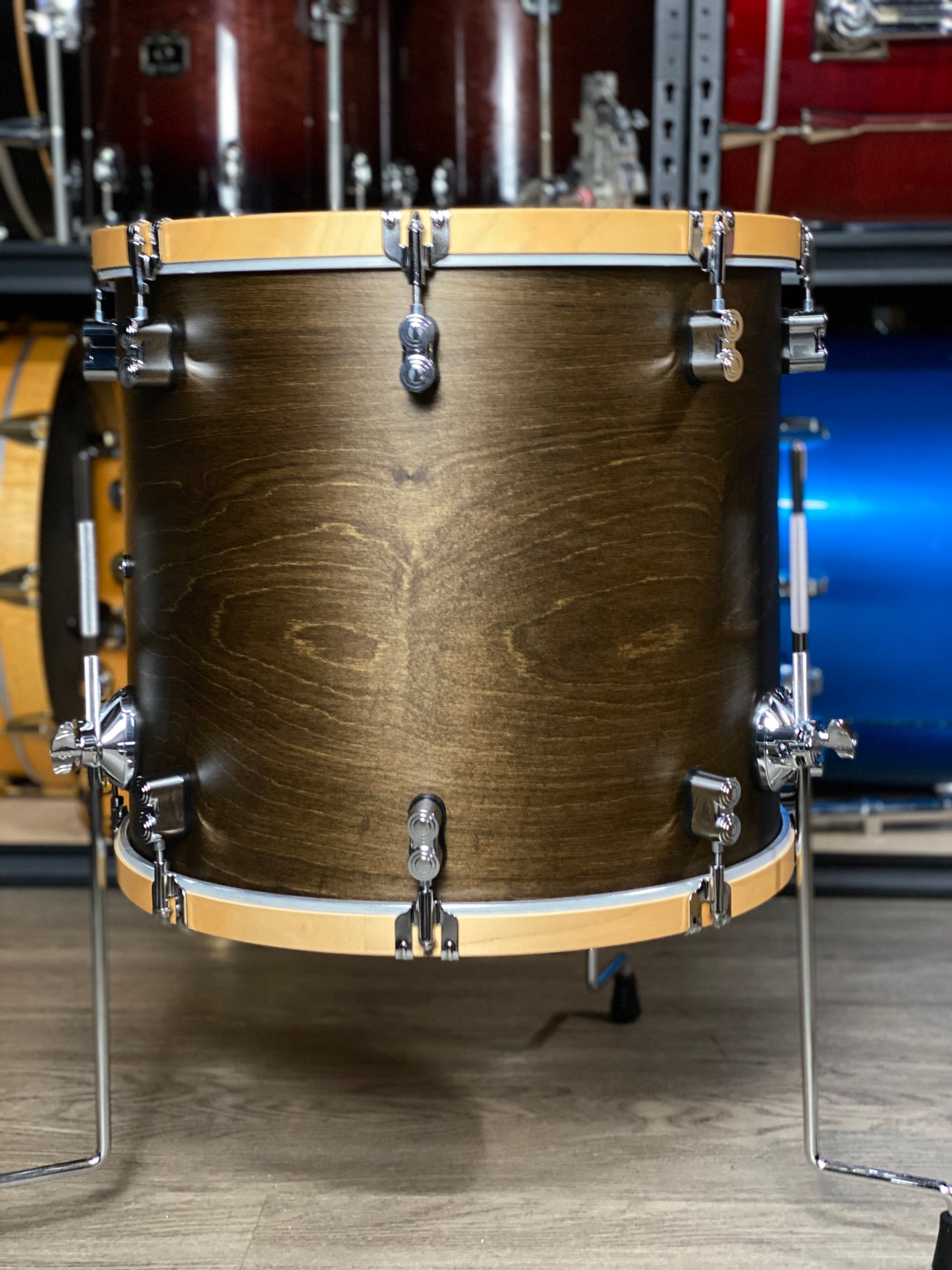 PDP Concept Classic Maple 16x18 Floor Tom – Walnut / Natural Hoops