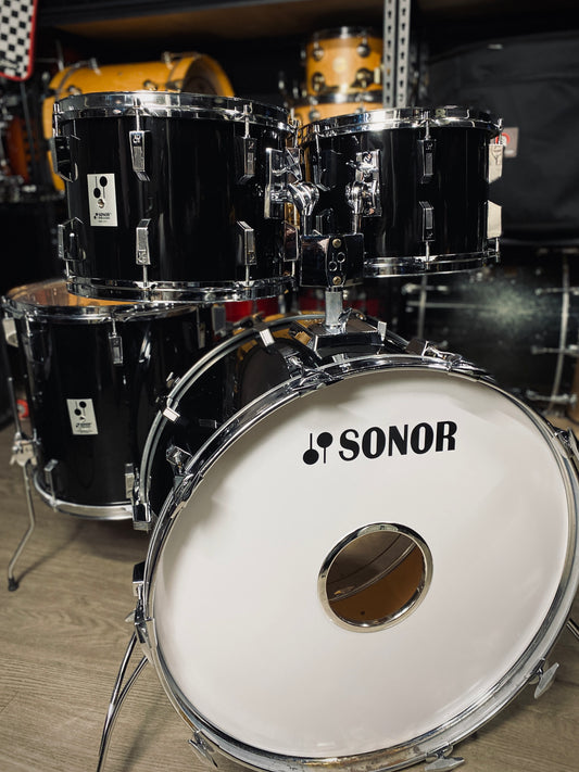 Sonor Phonic Drum Kit – 1980s Black (9-Ply Beechwood Shells)