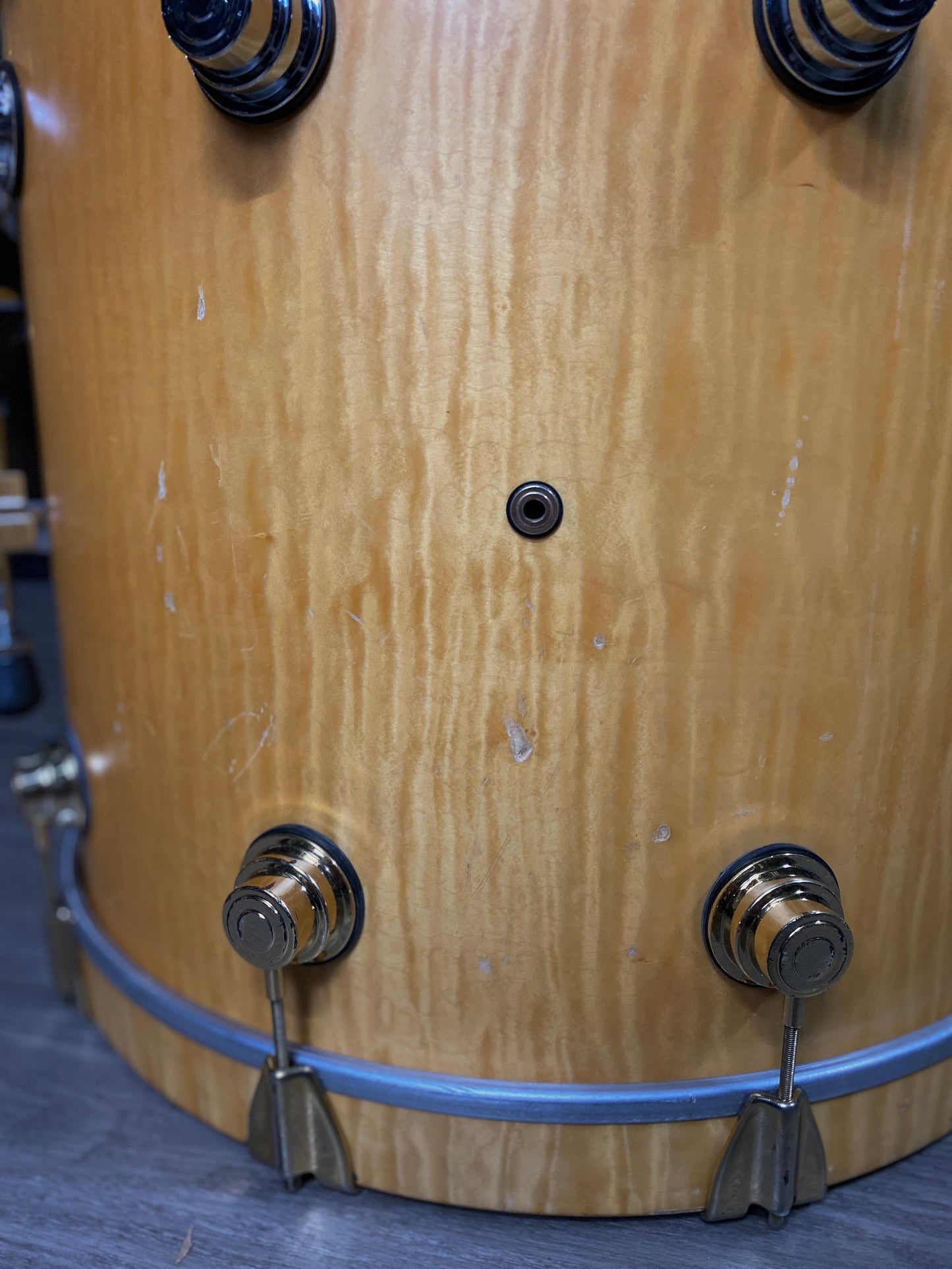 DW Collector’s Series Drum Kit – Exotic Quilted Maple (2006 Gold Badge)