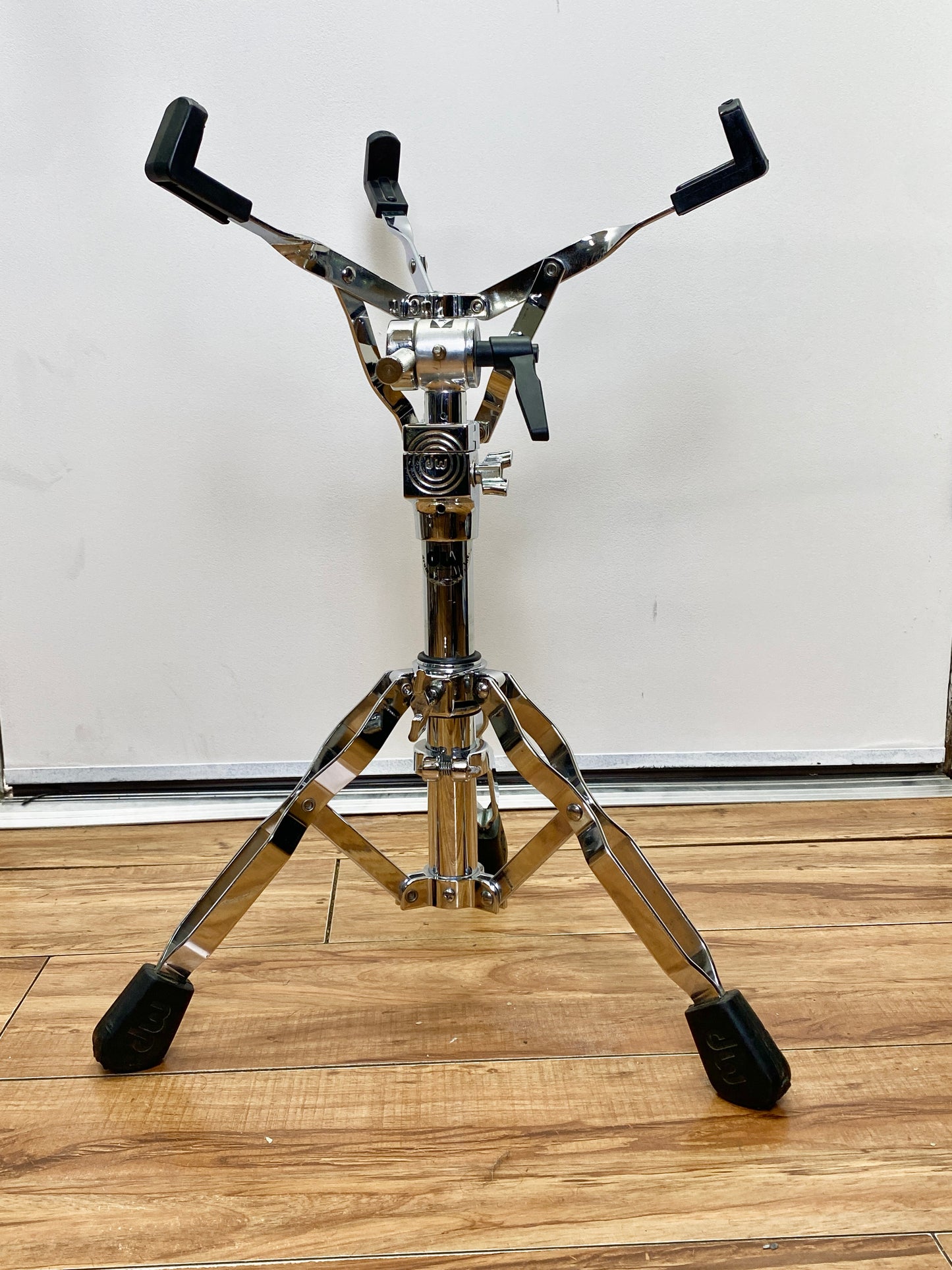 DW 9000 Heavy Duty Snare Stand – Early 2000s