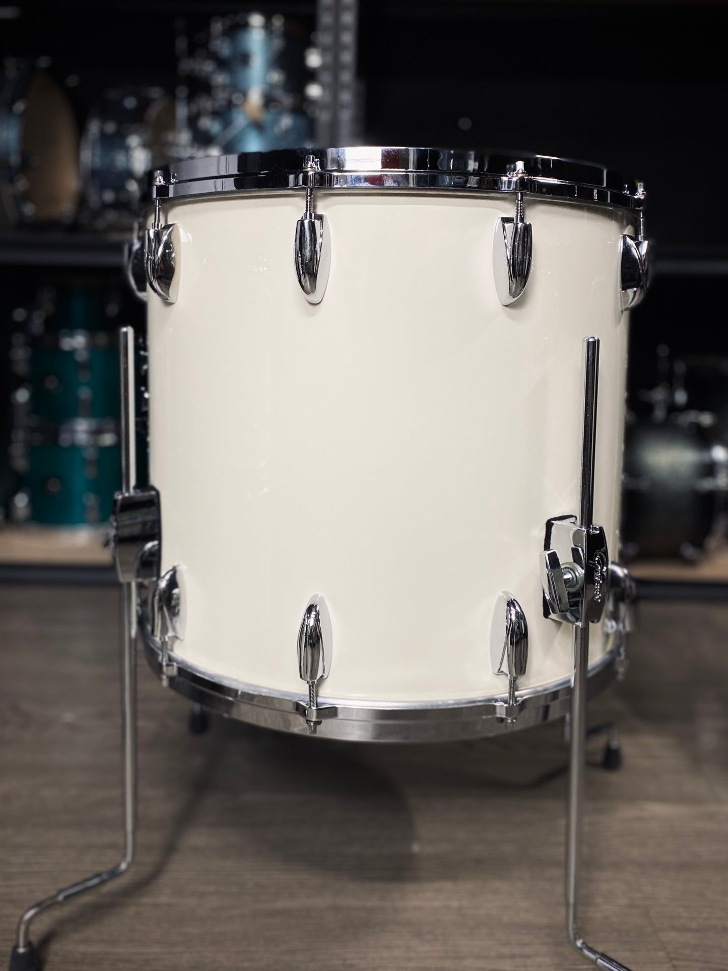 Gretsch USA Drum Set – White Nitron (Early 1980s)