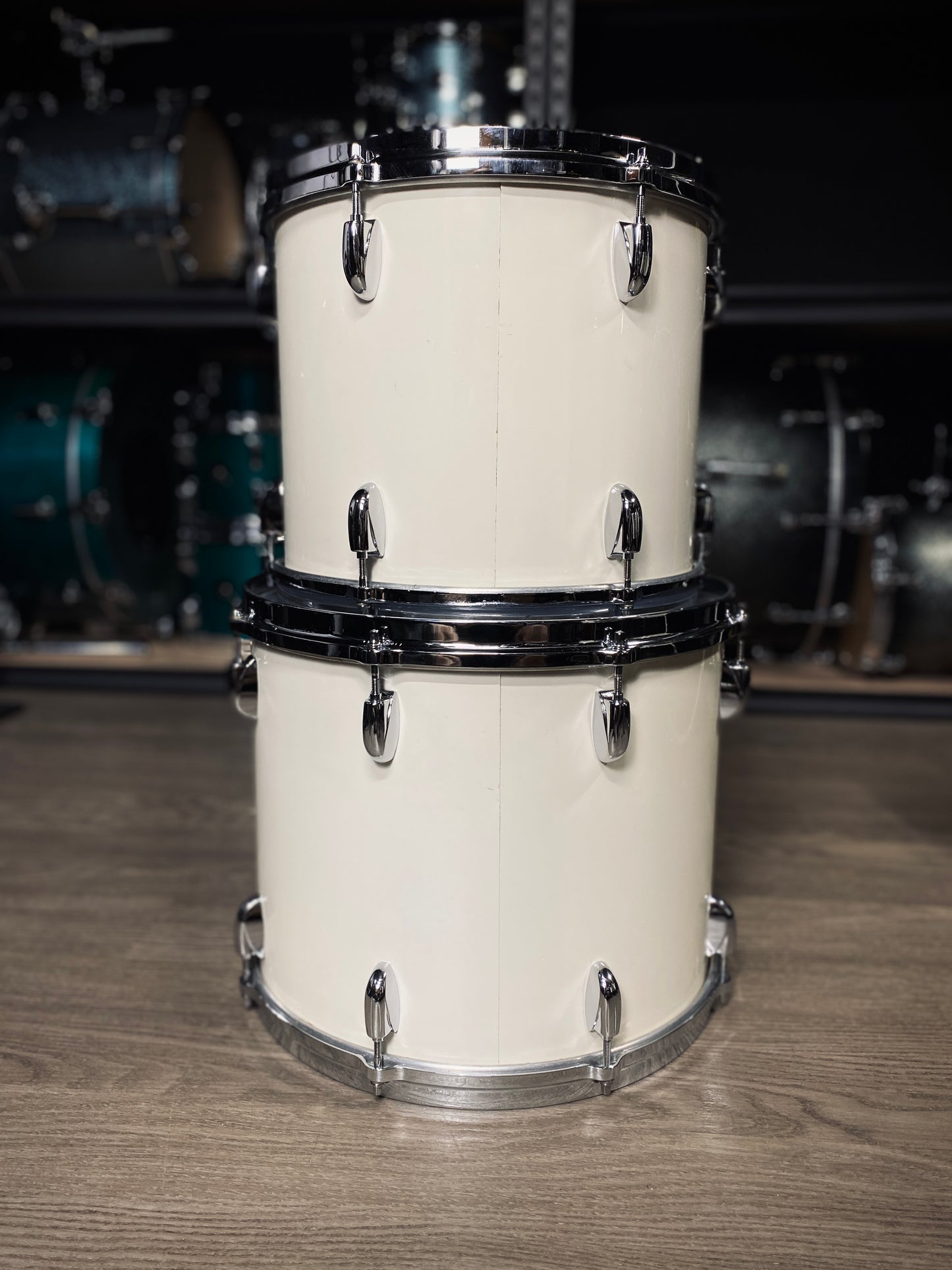 Gretsch USA Drum Set – White Nitron (Early 1980s)