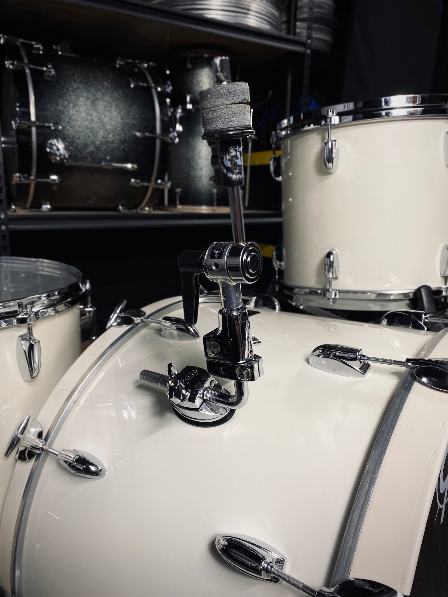 Gretsch USA Drum Set – White Nitron (Early 1980s)