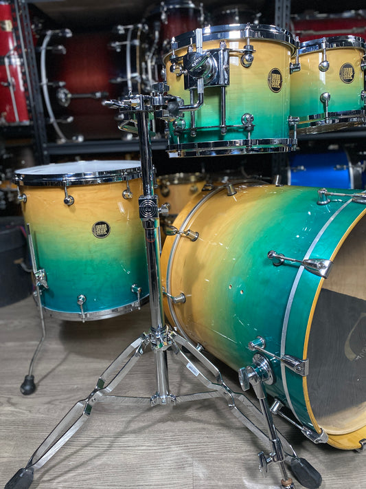 Custom USA Maple Drum Kit – Aqua Fade
