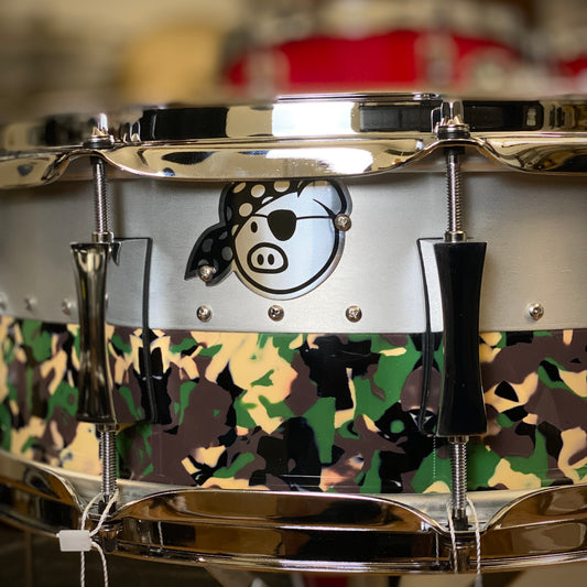 Pork Pie 5.5x14 Aluminum Maple Hybrid
Snare Drum - Camo