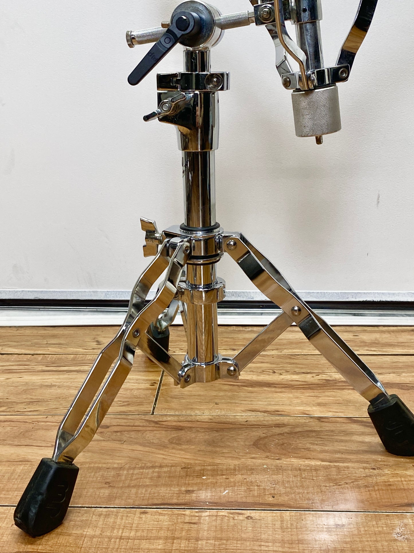 DW 9000 Heavy Duty Snare Stand – Early 2000s