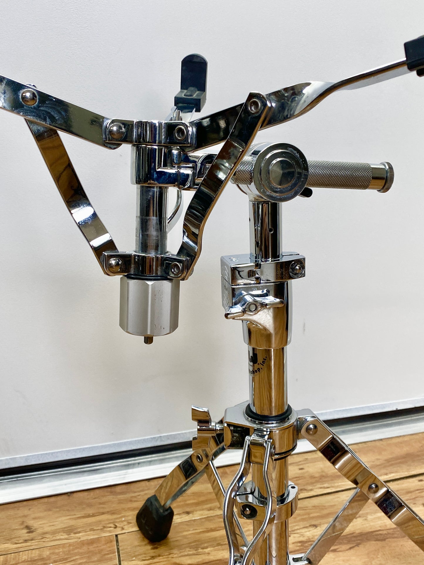 DW 9000 Heavy Duty Snare Stand