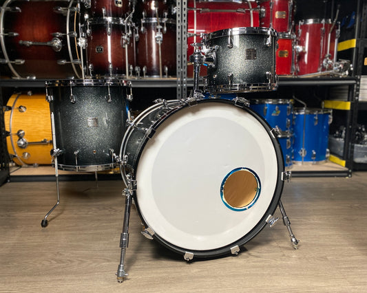 Yamaha Absolute Custom Maple Drum Kit – Black Sparkle Sunburst