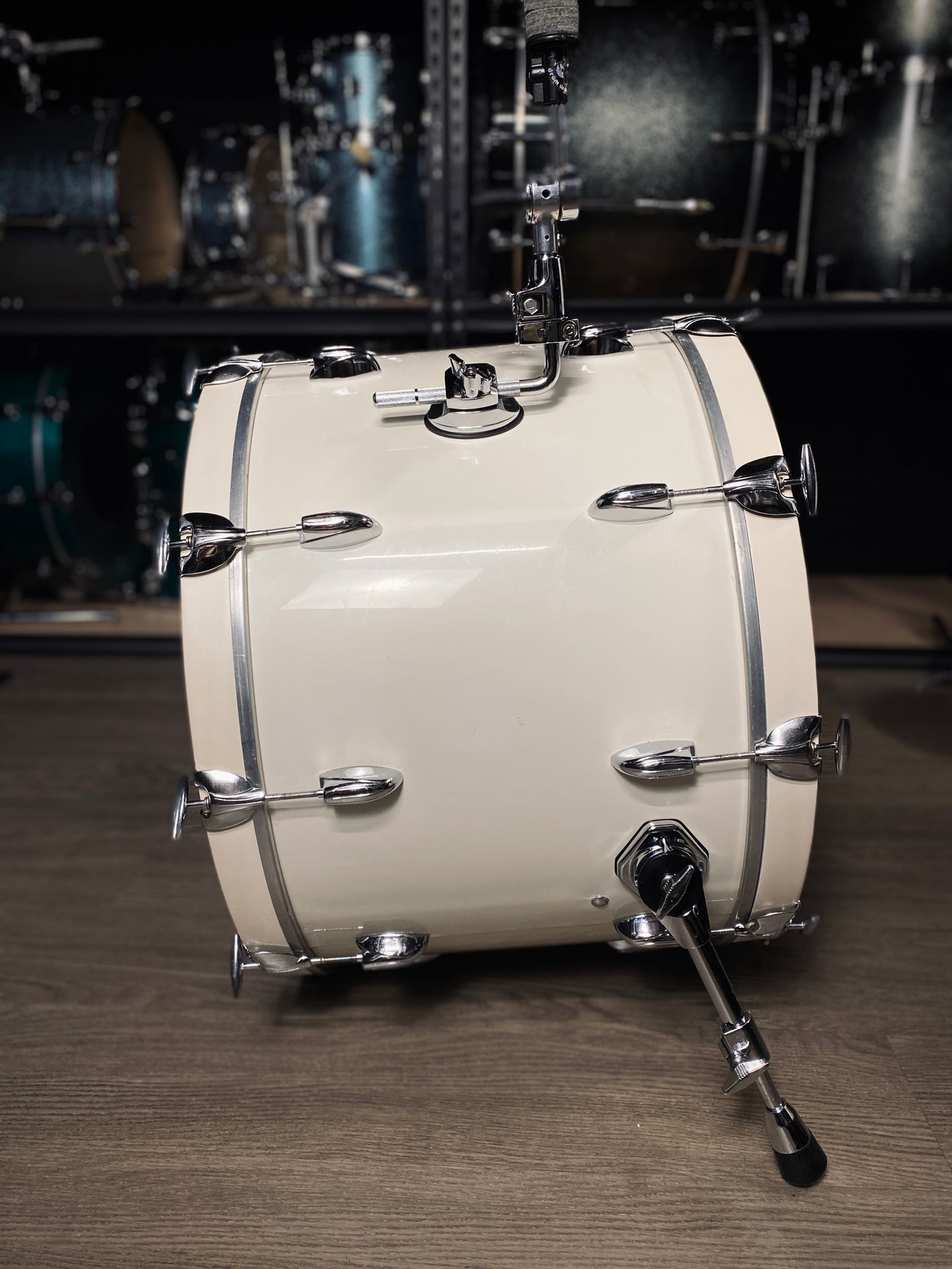 Gretsch USA Drum Set – White Nitron (Early 1980s)