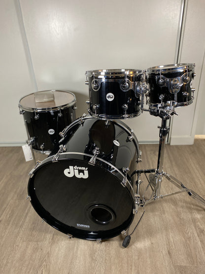 DW Design Series 5 Piece Drum Kit Gloss Black