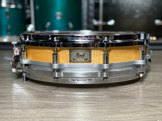 Pearl 3.5x14 Free Floating Maple Piccolo Snare Drum