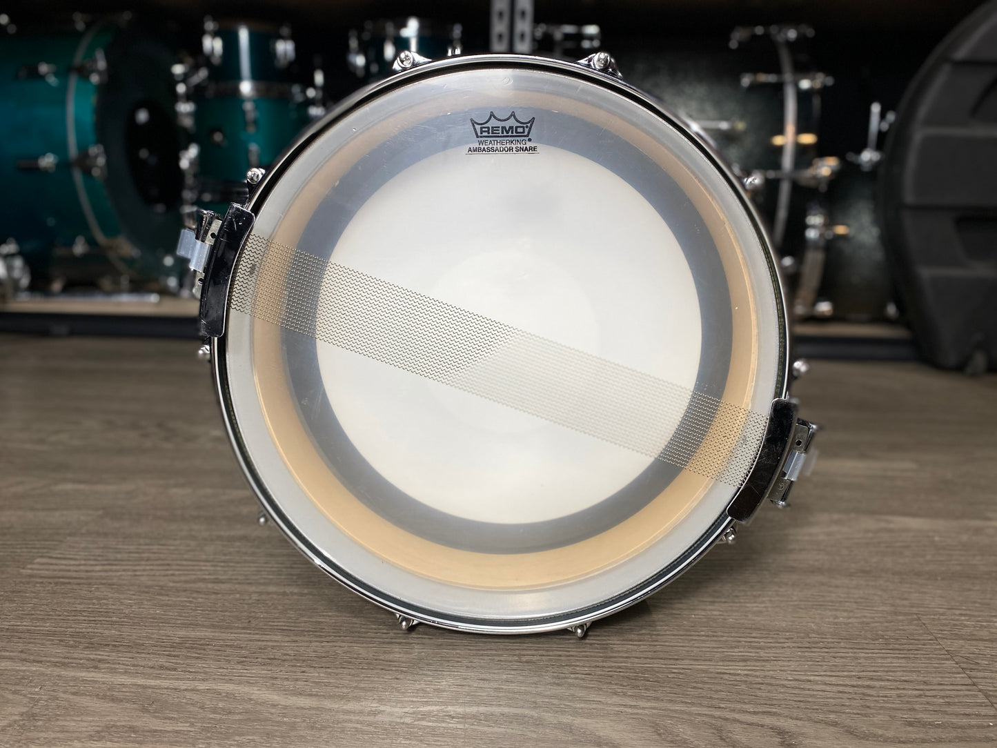 Pearl 3.5x14 Free Floating Maple Piccolo Snare Drum