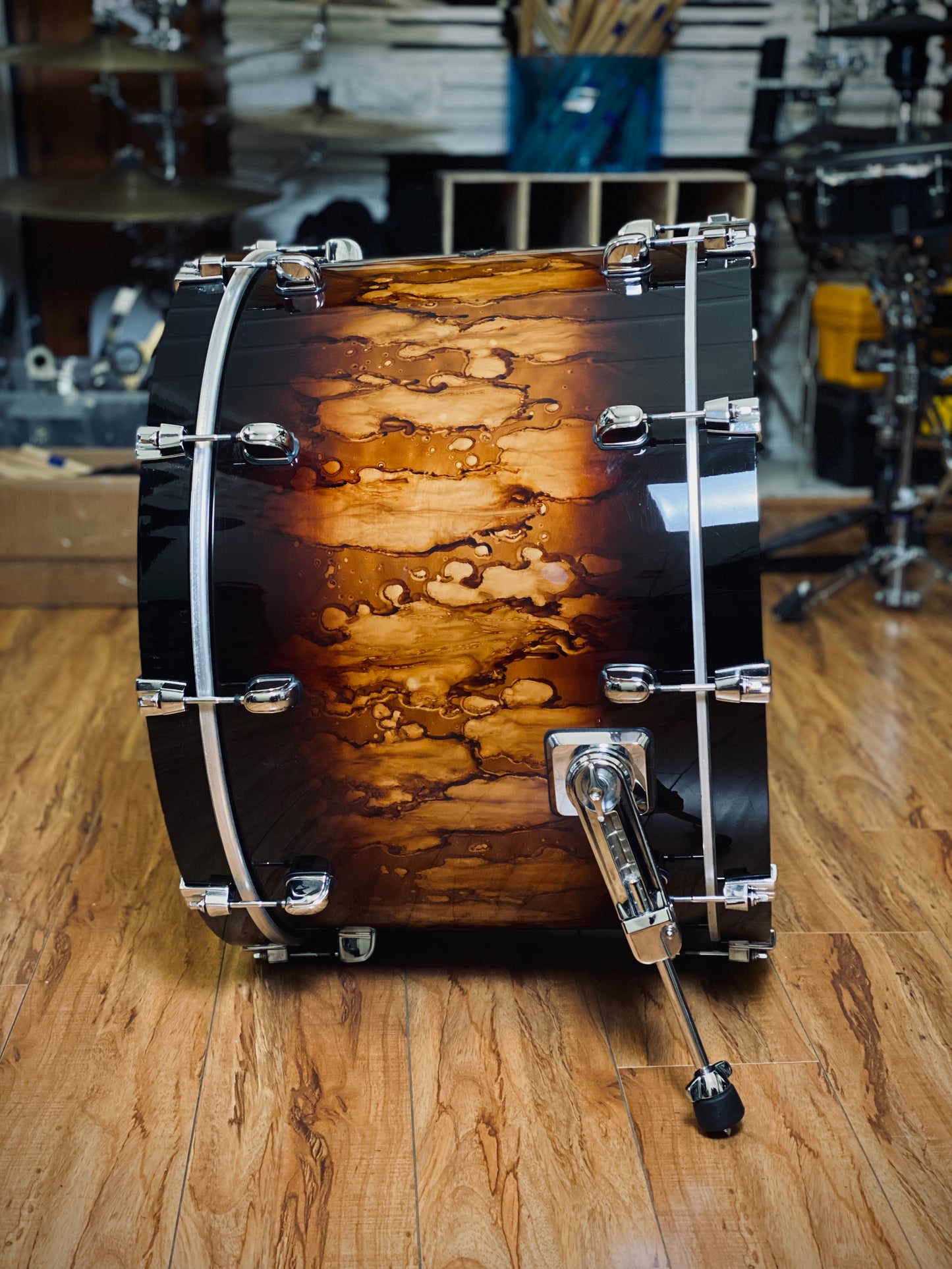 Tama Starclassic 24” Walnut/Birch Bass Drum – Molten Brown Burst
