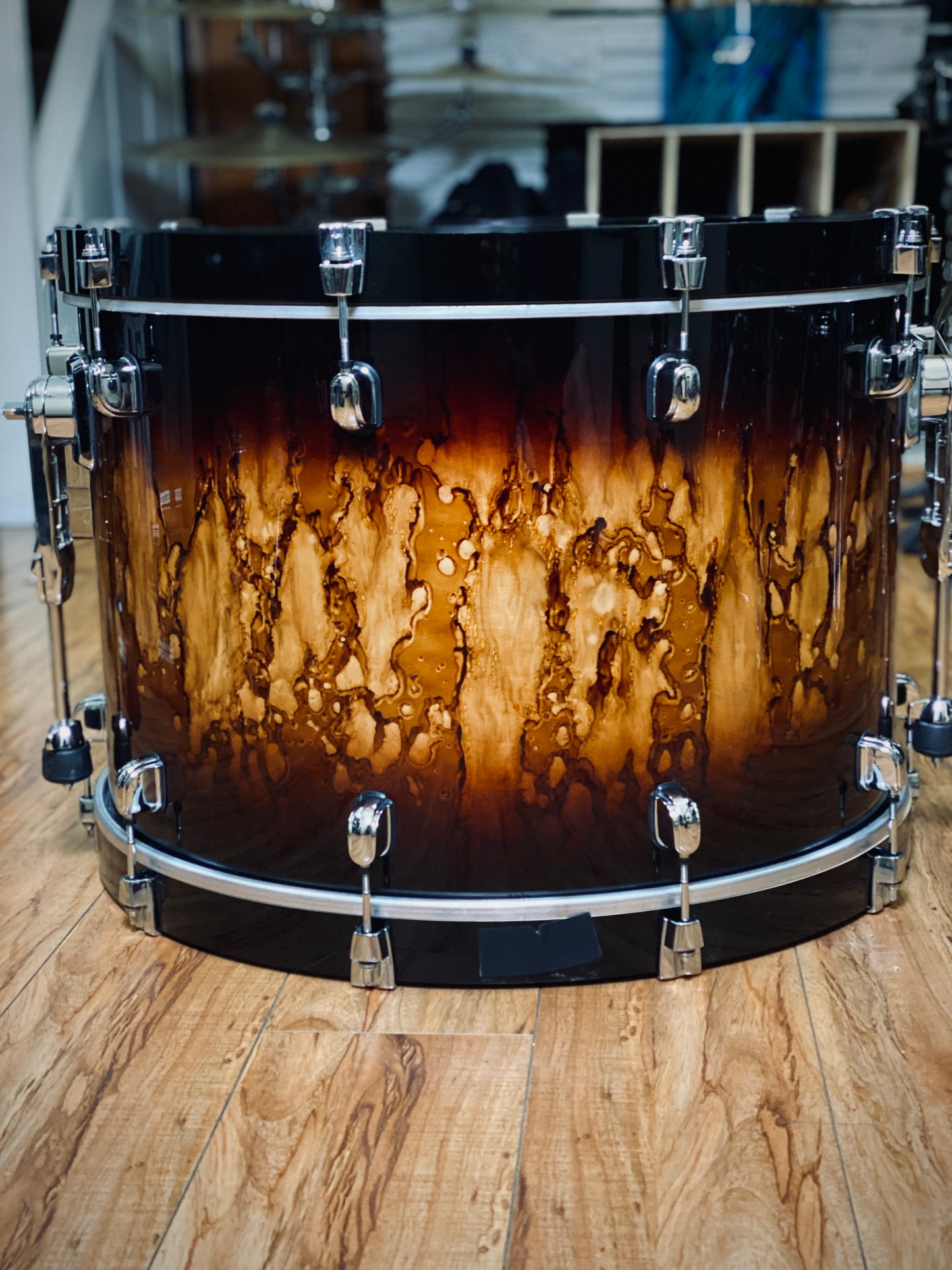 Tama Starclassic 24” Walnut/Birch Bass Drum – Molten Brown Burst