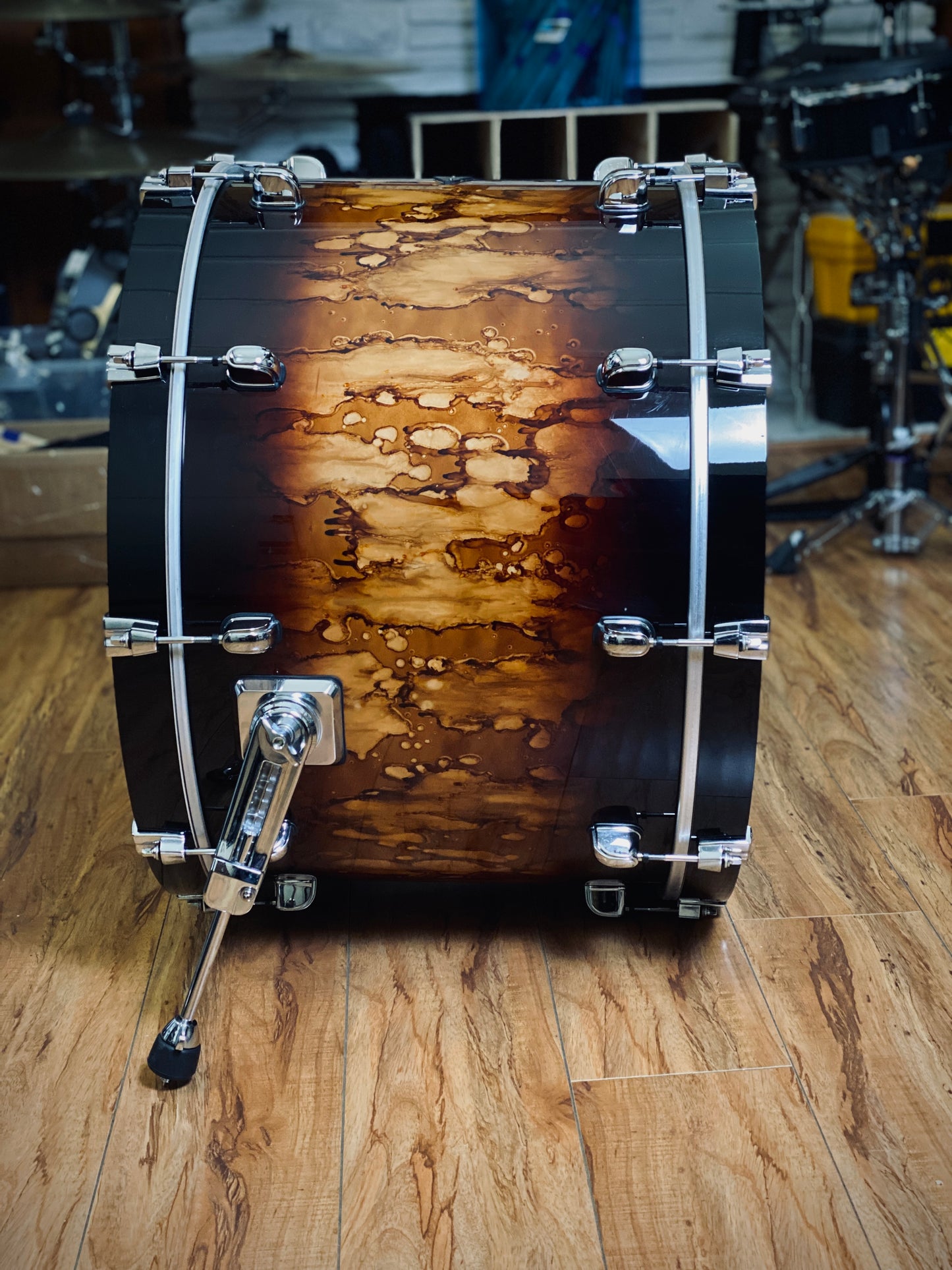 Tama Starclassic 24” Walnut/Birch Bass Drum – Molten Brown Burst