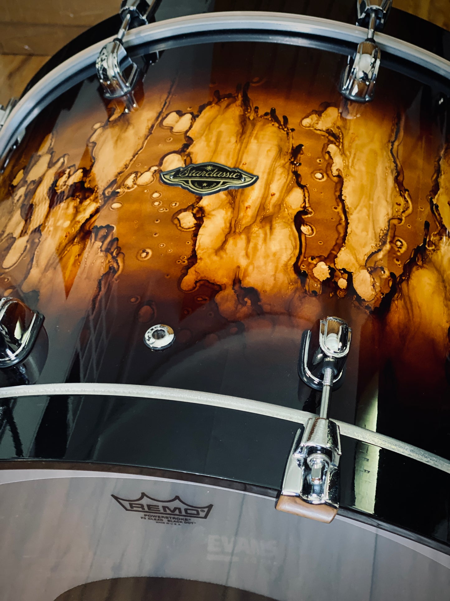 Tama Starclassic 24” Walnut/Birch Bass Drum – Molten Brown Burst