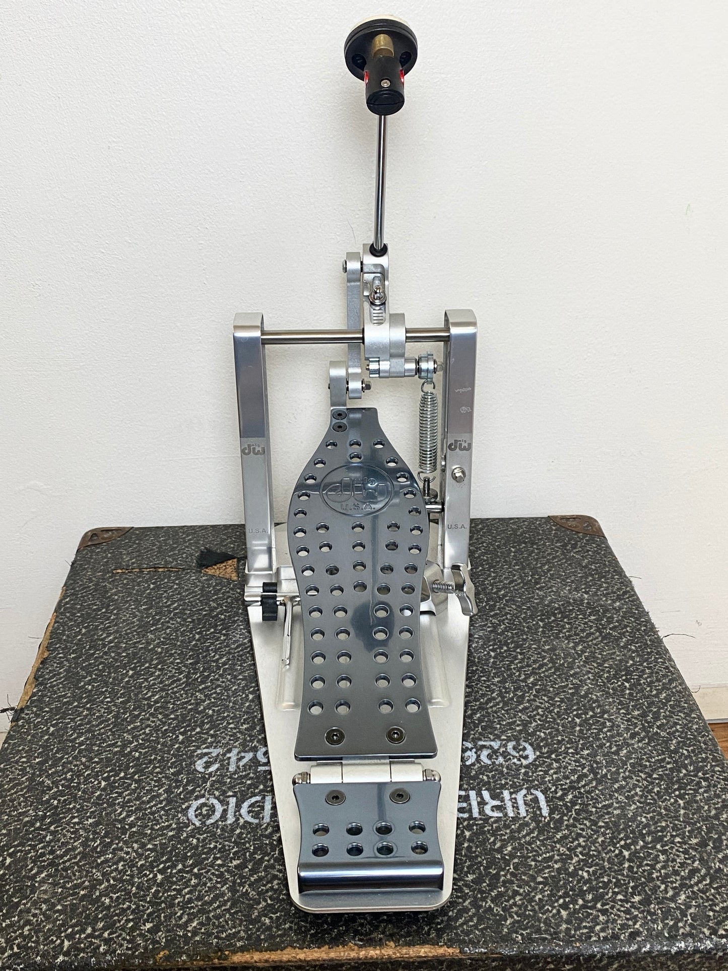 DW Machined Direct Drive Single Bass Drum Pedal - Polished