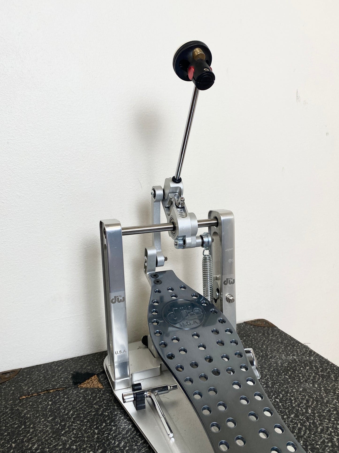 DW Machined Direct Drive Single Bass Drum Pedal - Polished