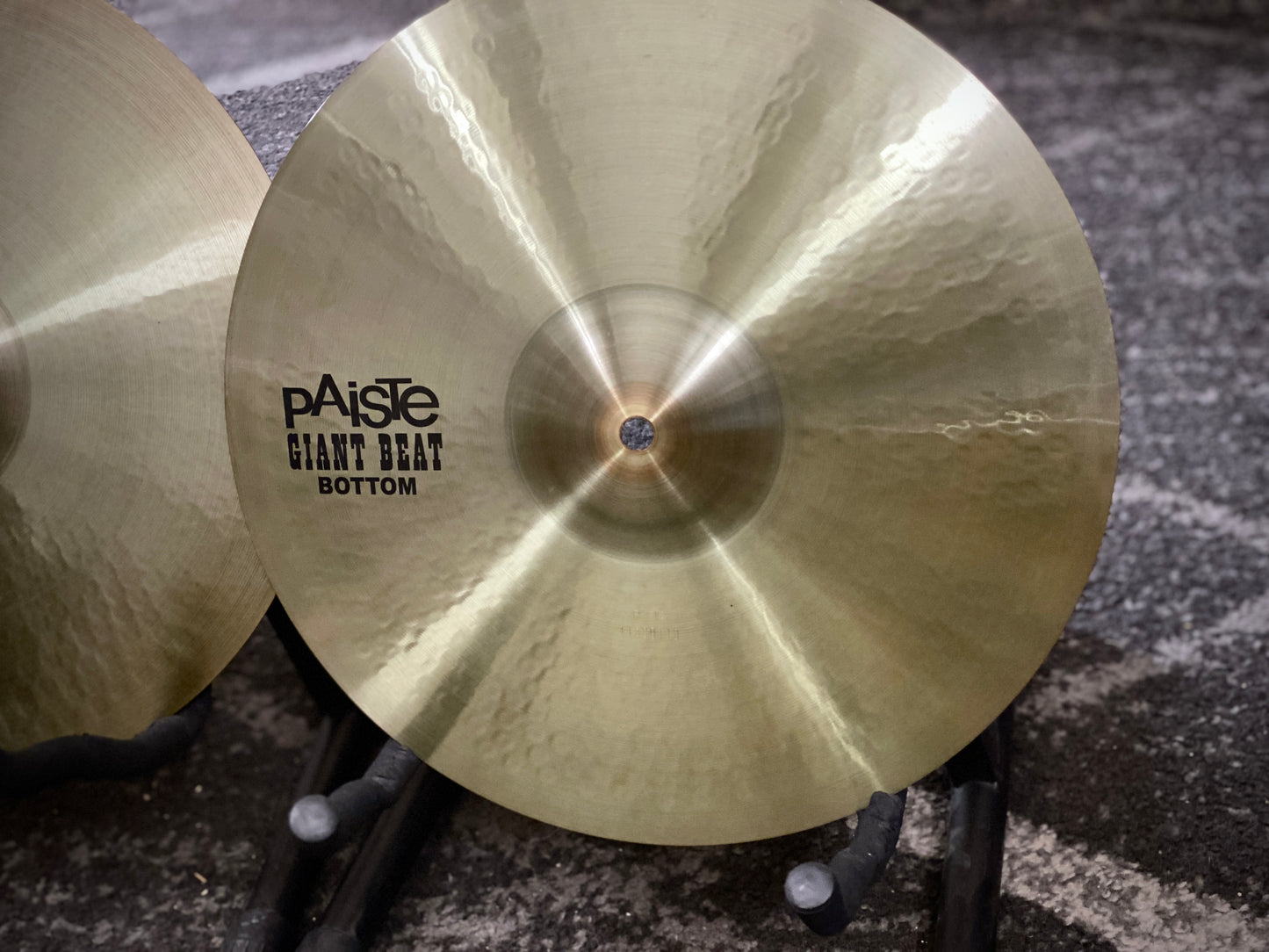 Paiste 14” Giant Beat Hi Hat Cymbals