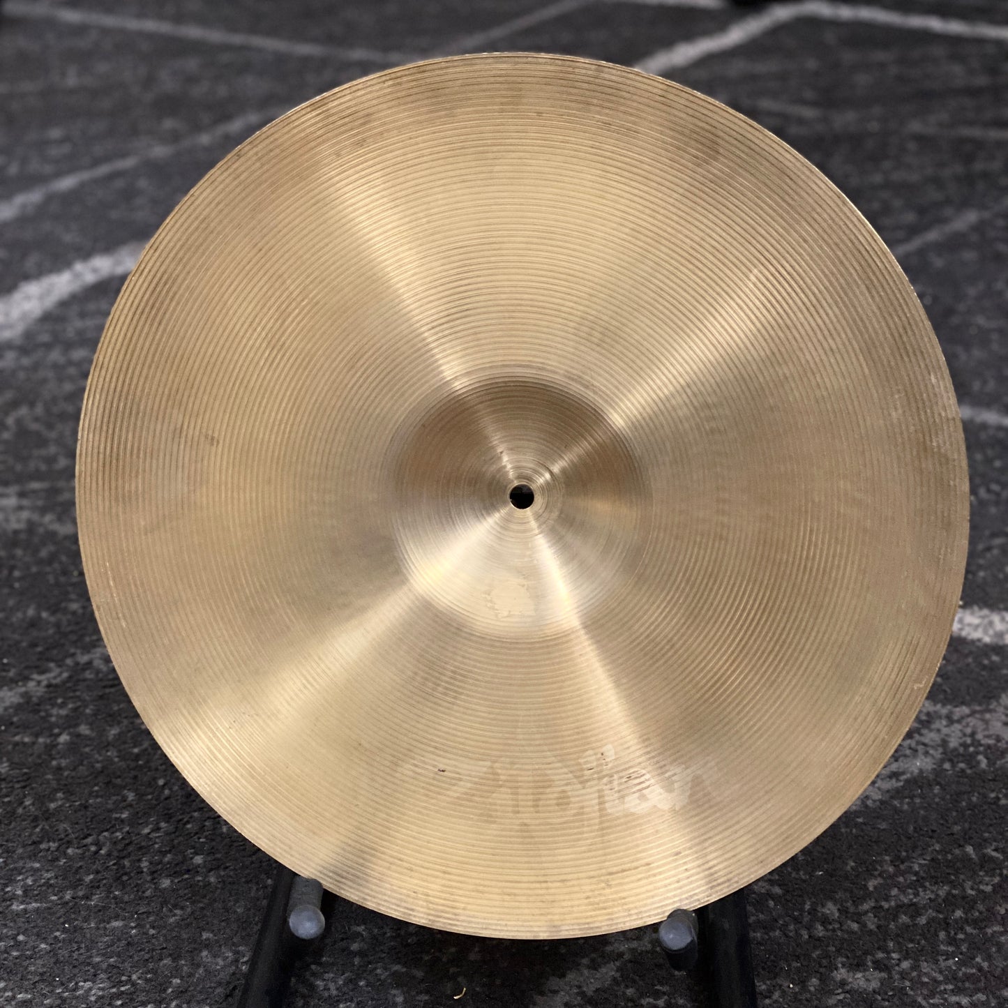 Zildjian 18” A Series Medium Thin Crash Cymbal (2002)