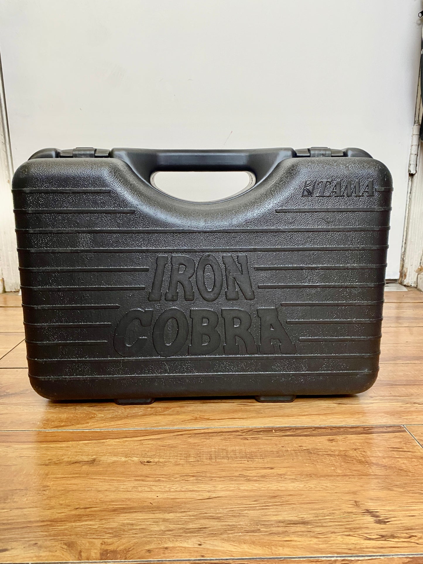 Tama Iron Cobra 910 Single Pedal - Limited Edition Black Out Series
