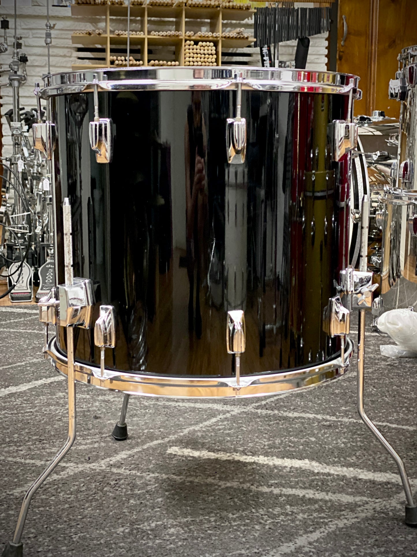 Tama 16x18 Superstar Floor Tom - Piano Black (1980s)
